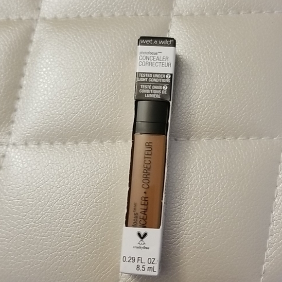 Wet n Wild Concealer - Picture 6 of 9